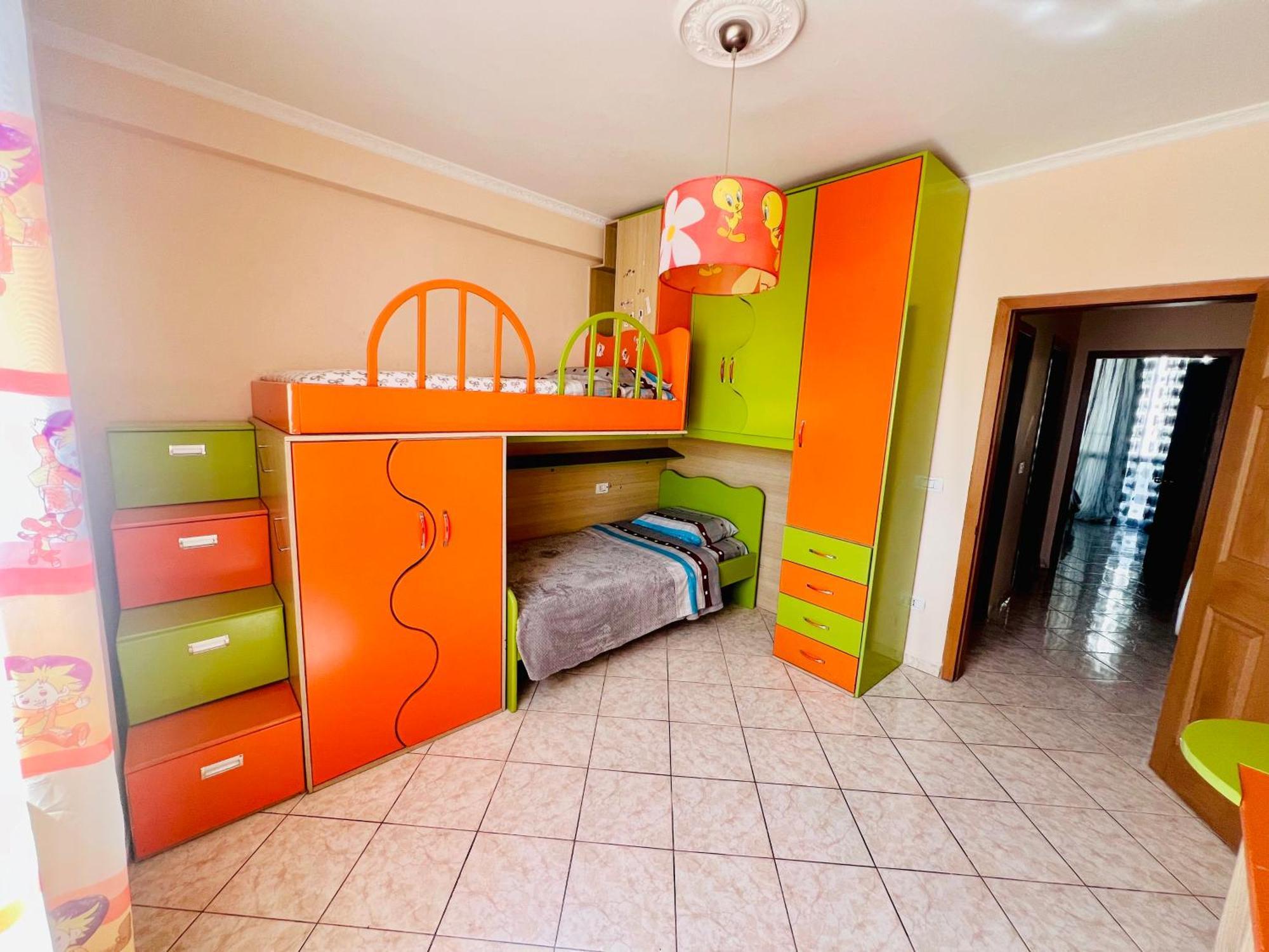 Lovely 3-Bedroom Rental Unit In Durrës Exterior foto